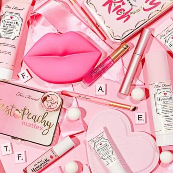 Meet your Posher, Nicole - Picture 5 of 8